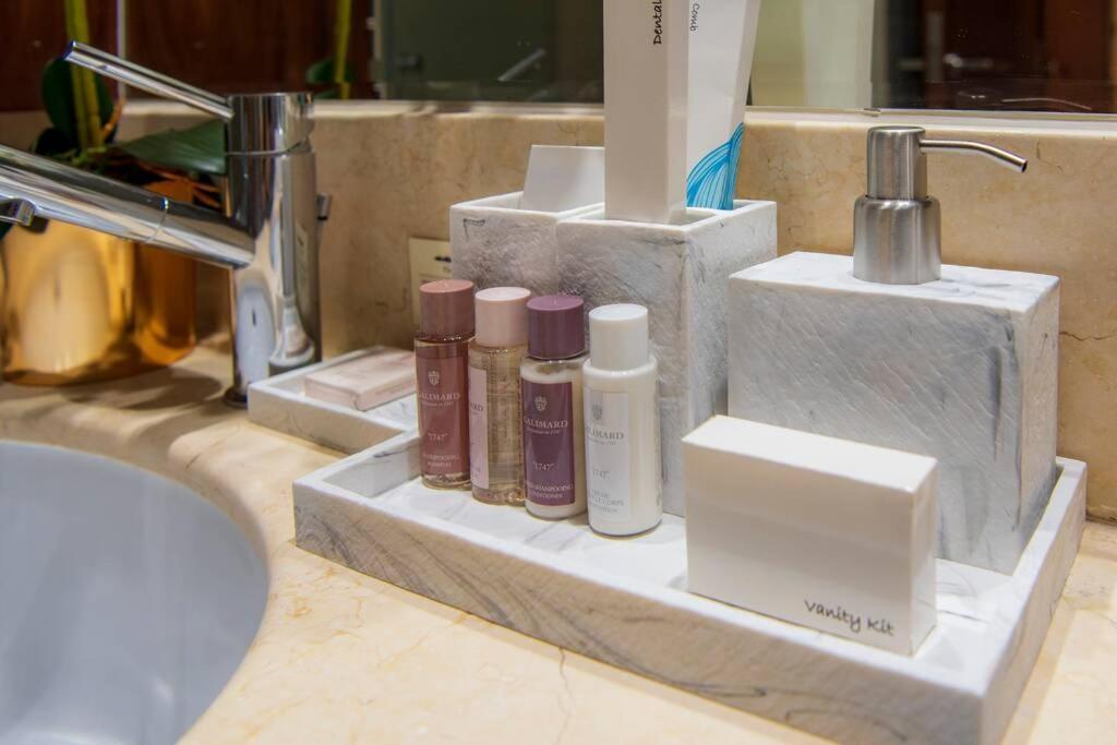 Апартаменты First Class 2br With Full Burj Khalifa And Fountain View