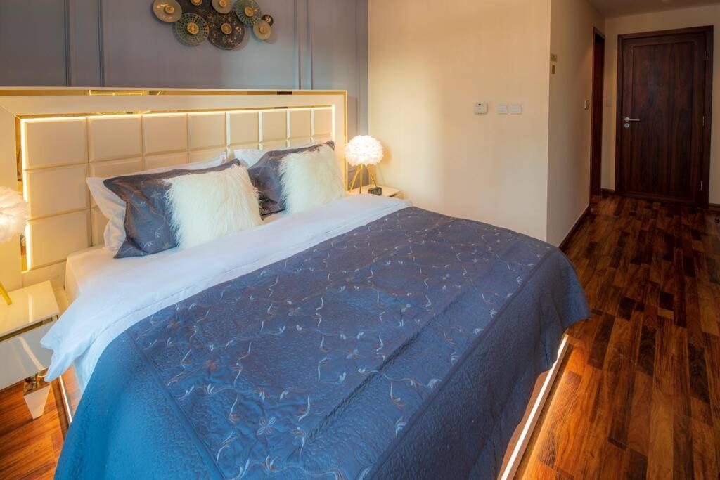 First Class 2br With Full Burj Khalifa And Fountain View Apartment
